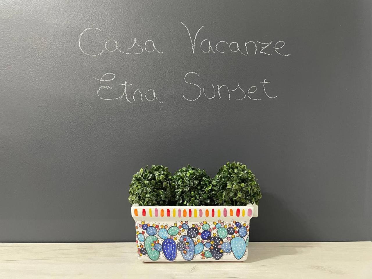Casa Vacanze Etna Sunset جاري المظهر الخارجي الصورة
