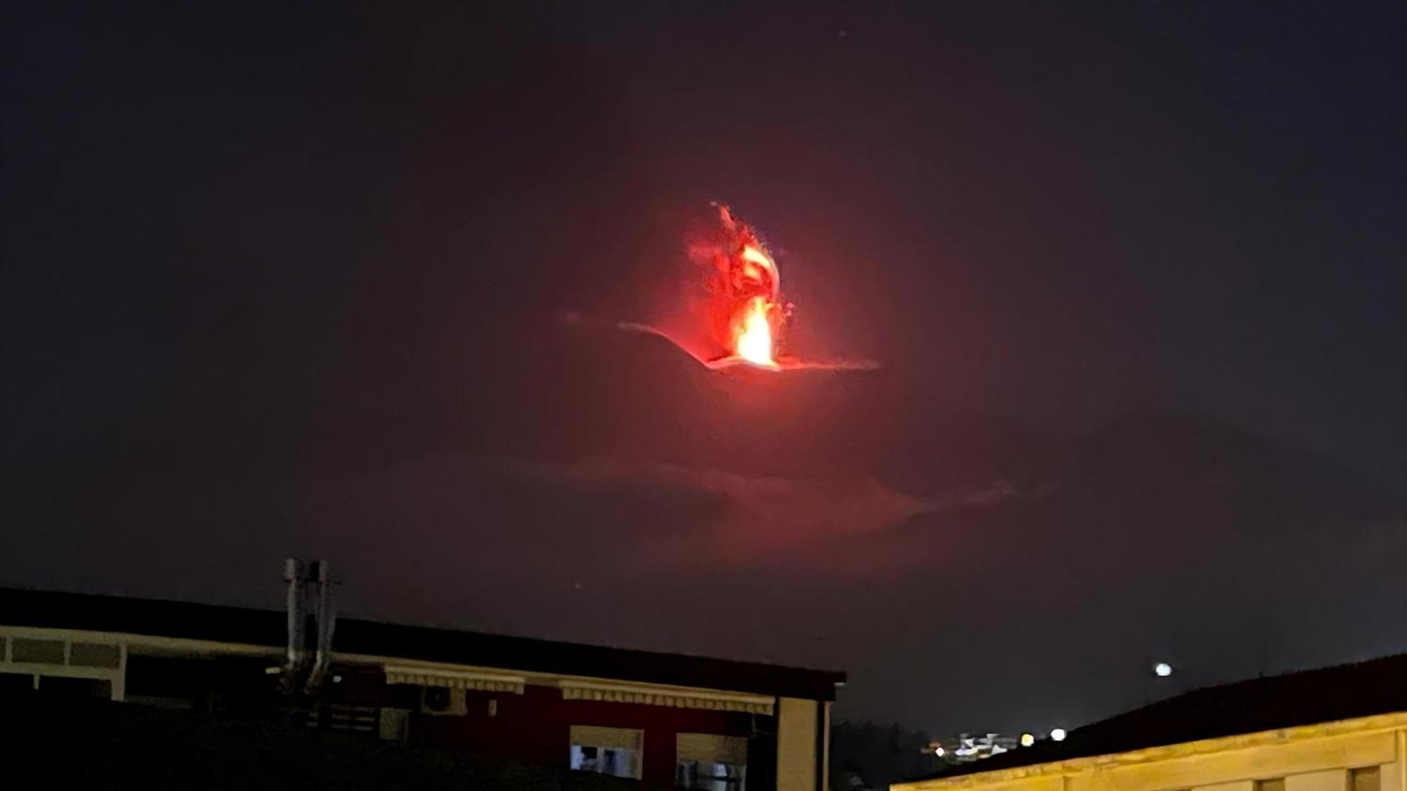 Casa Vacanze Etna Sunset جاري المظهر الخارجي الصورة